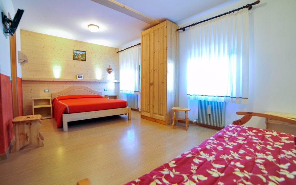 2 camera cappuccetto rosso w