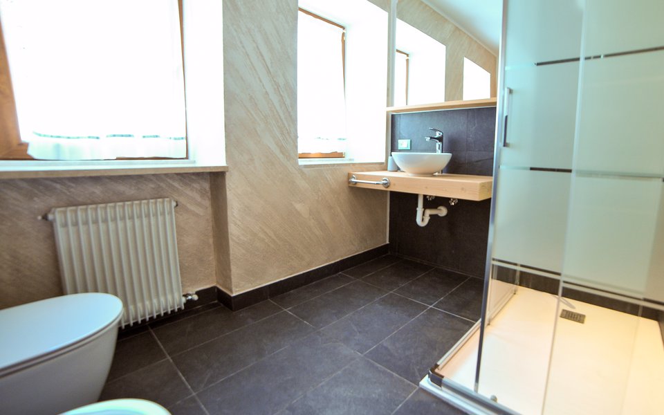 35 bagno camera frozen w