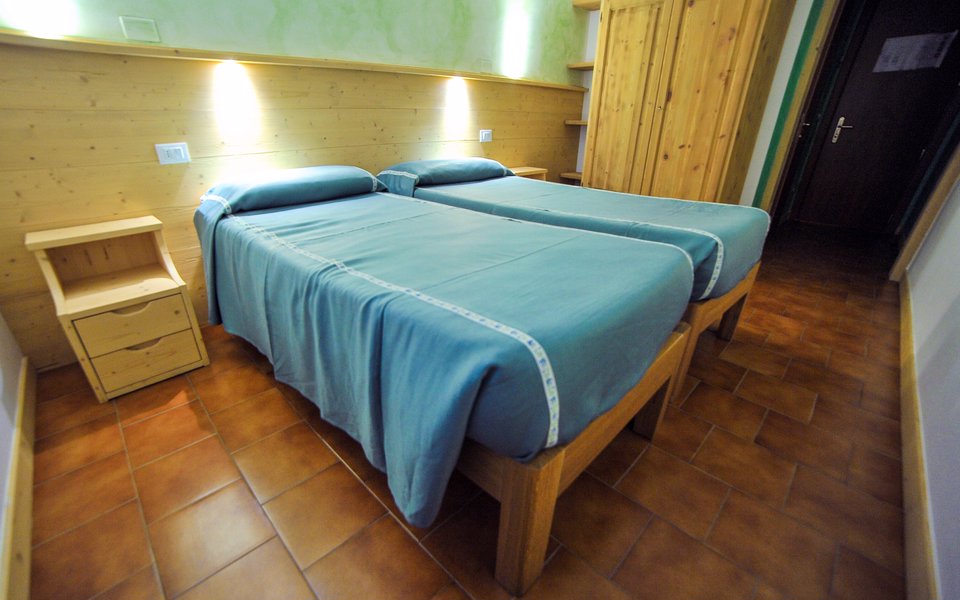 9 camera pisolo rifugio verenetta w